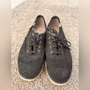 Black keds